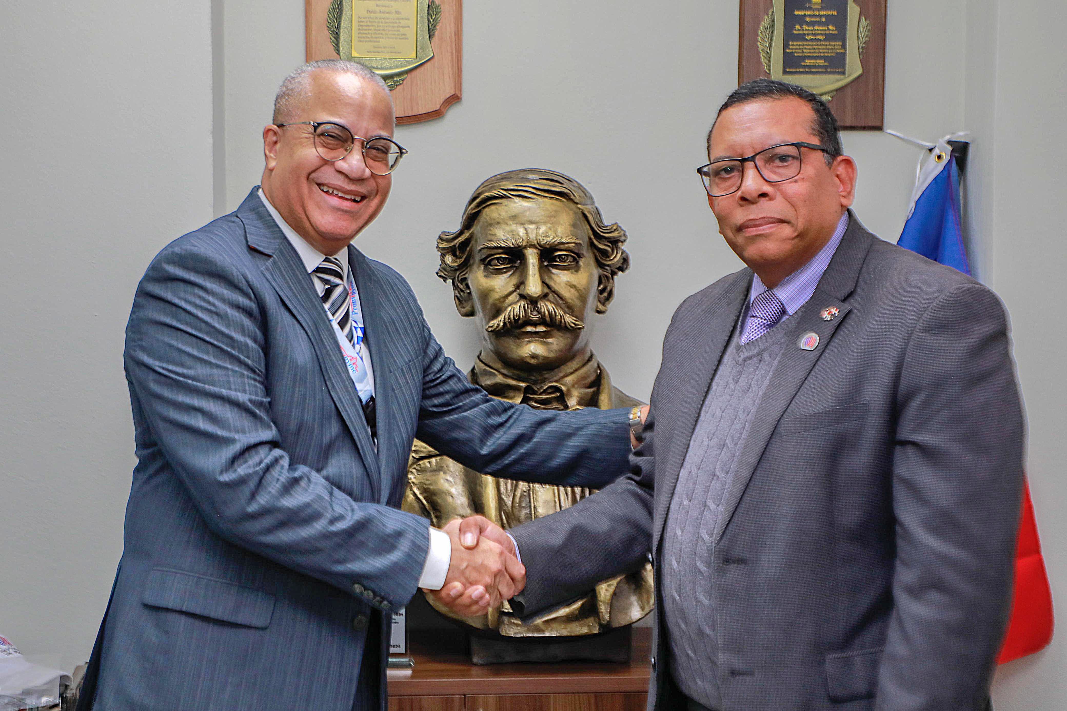 Director Gestión Humana Promipyme se reúne con Defensoría del Pueblo